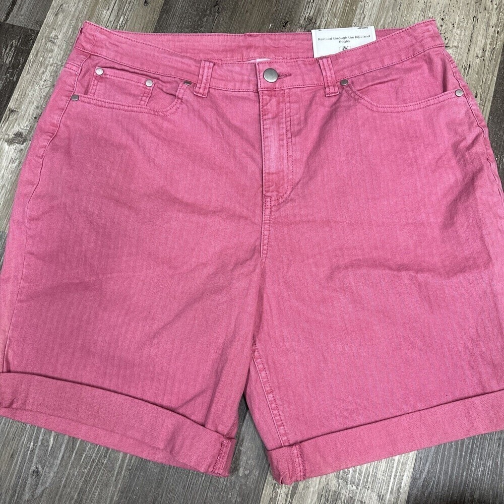 Christopher & Banks Short Women's Sz 16 Average